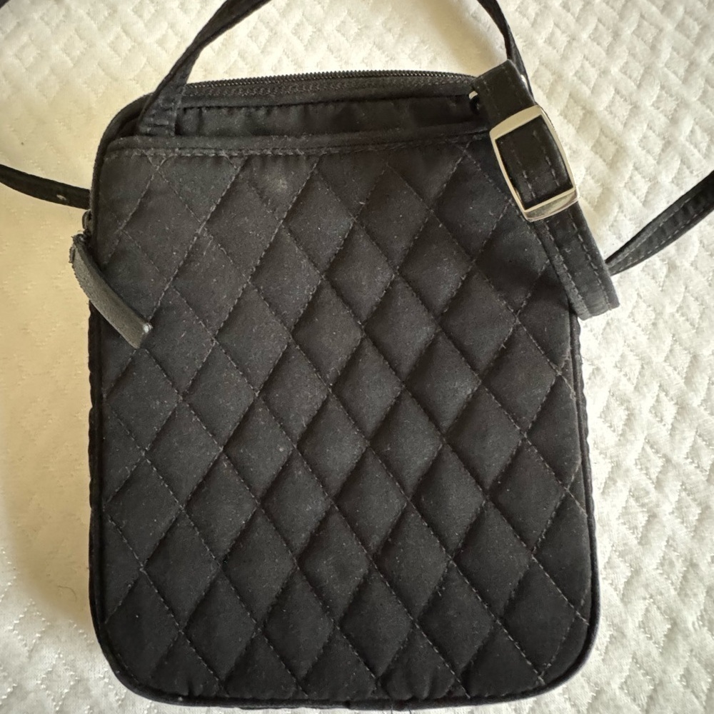 Vera Bradley Black Quilted Messenger Crossbody Bag - Picture 2 of 7